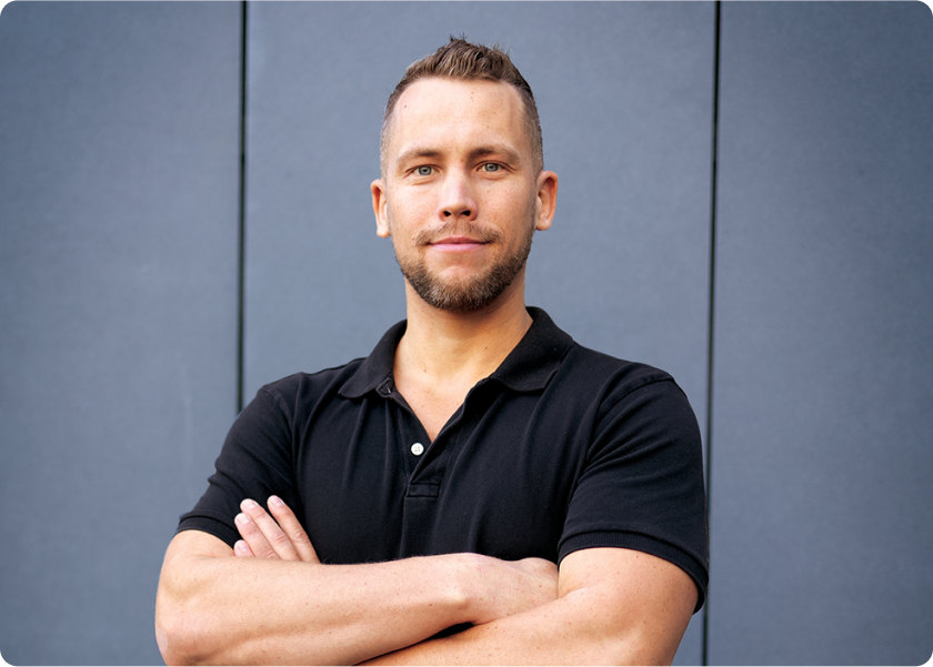 Tomas Tiefenbach